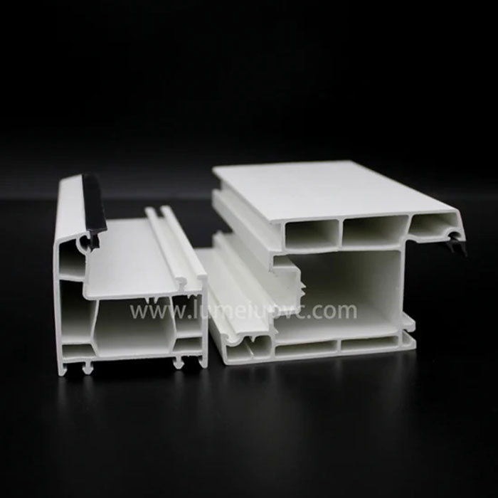 Milchweiße PVC-Profile mit hohem UV-Beständigkeitsschutz